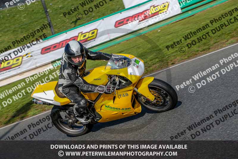 PJM Wedding Photography;enduro digital images;event digital images;eventdigitalimages;mallory park;mallory park photographs;mallory park trackday;mallory park trackday photographs;no limits trackdays;peter wileman photography;racing digital images;trackday digital images;trackday photos